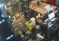 疑猥褻女技師遭反抗 多男子圍毆店員