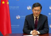 秦剛?cè)瓮饨徊坎块L(zhǎng) 免去王毅兼任的外交部部長(zhǎng)職務(wù)
