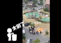 新冠迫使中國家庭當街焚化尸體?謠言