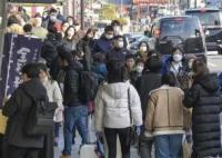 日本新冠死亡人數逼近6萬 僅1個多月就增加了1萬人