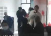 江西小縣城相親大會20男相1女 這個比例看起來是有點大大失衡了