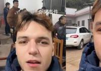 外國小伙第一次過年被煙花嚇醒 嚇到了以為是在烏克蘭