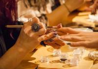 年輕人春節搞錢:上門美甲5天賺2萬