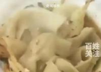 女子吐槽20元油潑面僅有6根面條 這成本有2塊錢嗎?
