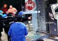 55歲民警除夕夜執(zhí)勤后倒在家門口 妻子：這頓團(tuán)年飯再也等不到了