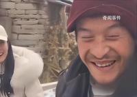 女子兒時玩伴已是守村人 兩個人見面時的舉動讓人感動