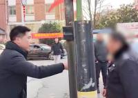 新娘出小區(qū)被保安攔開口要4條煙 不然不能走