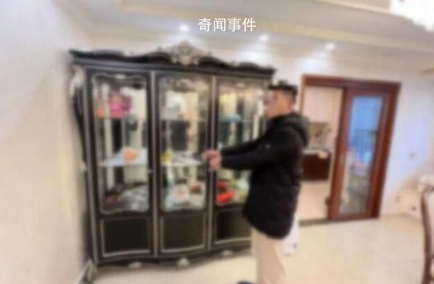 男子帶金店老板偷對象5萬元金飾 案件正在進(jìn)一步審理中