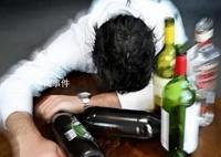 男子連喝2場(chǎng)酒死亡6酒友賠27萬(wàn) 酒友們不服上訴