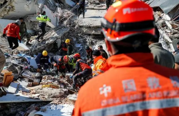 外媒:或有20萬(wàn)人仍被困地震廢墟