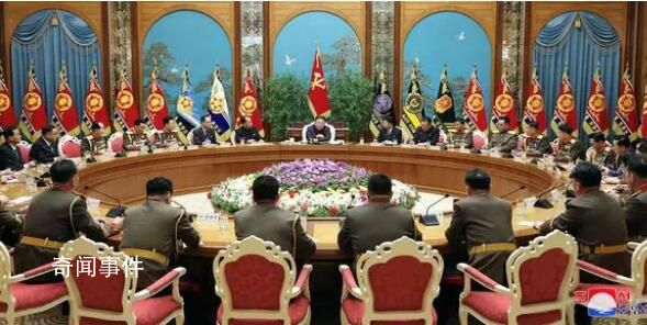 朝鮮人民軍軍旗改制 已在慶祝朝鮮人民軍建軍75周年閱兵式上亮相