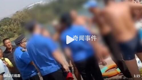 游客光膀子在西雙版納冬泳被勸退 光膀子換衣游泳不文明