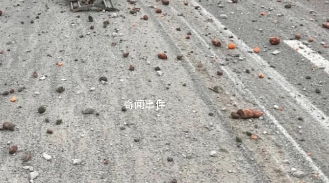 新疆吐魯番發(fā)生交通事故 7死7傷