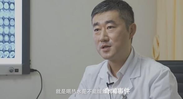 女生喝熱水治胃痛半年后查出胃癌 網友：沒有證據她的胃癌是熱水造成的