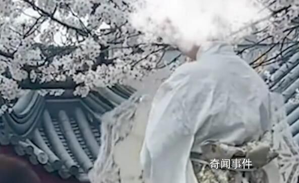男子吐槽女子穿和服在景區(qū)拍照 有些不尊重歷史傷風敗俗
