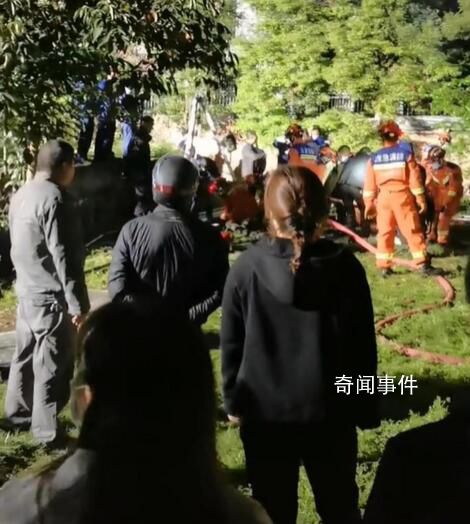 重慶一小孩墜入小區內化糞池溺亡 被救上來時已不幸身亡