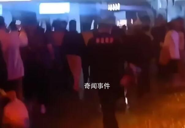 張家界景區(qū)回應(yīng)游客騷擾女演員 將依法處理