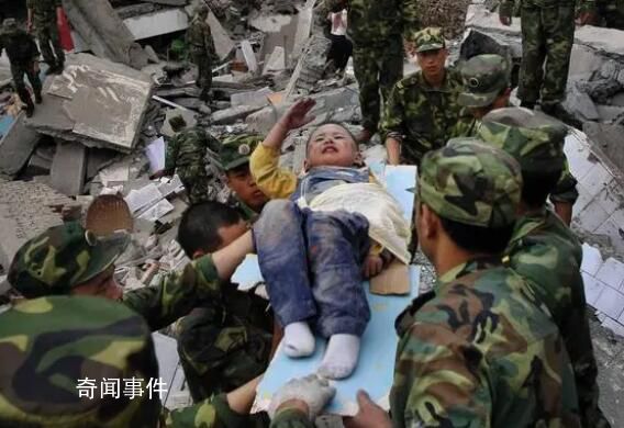 汶川地震“敬禮娃娃”今年要高考 已是1米85男子漢