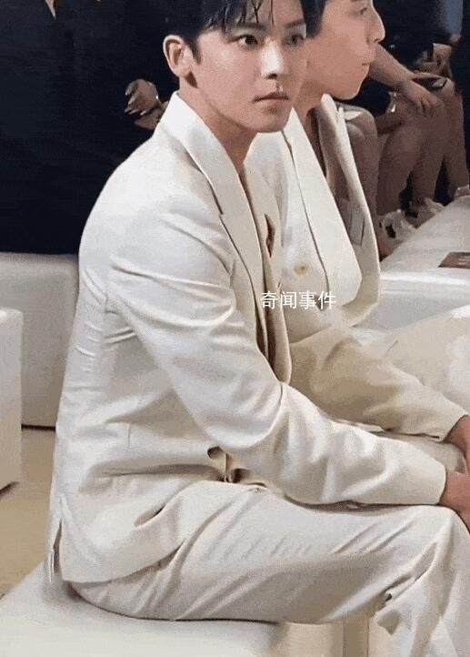 侯明昊回應褲子透光 網友：好有梗