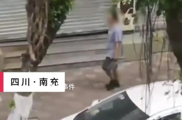 男子當街砍人 路人:有人耳朵被砍掉