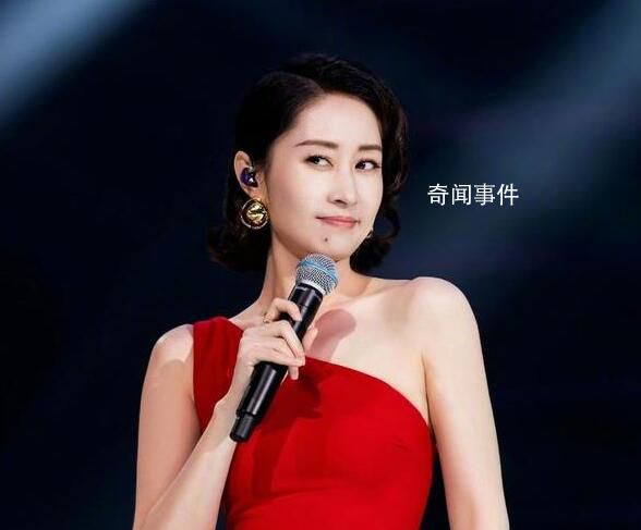 劉敏濤穿紅色就有好笑的事發(fā)生 真的是太搞笑了