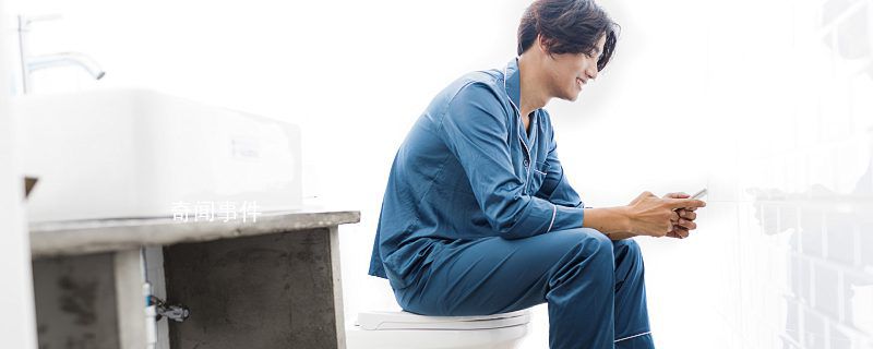 女人夢見自己拉屎并見屎預示什么 不同的女人夢見拉屎并看到屎的夢境解析