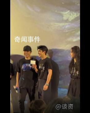 朱一龍回應自己立牌被打 他真的好溫柔啊