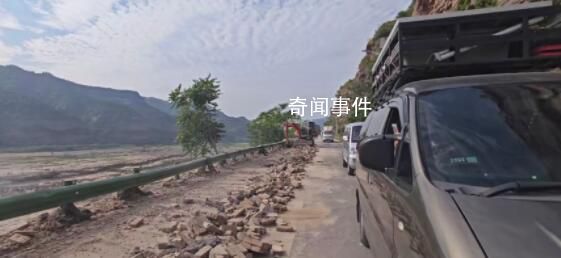 陜西黃河壺口瀑布沿線圍墻被拆除 此事在網上迅速引發關注
