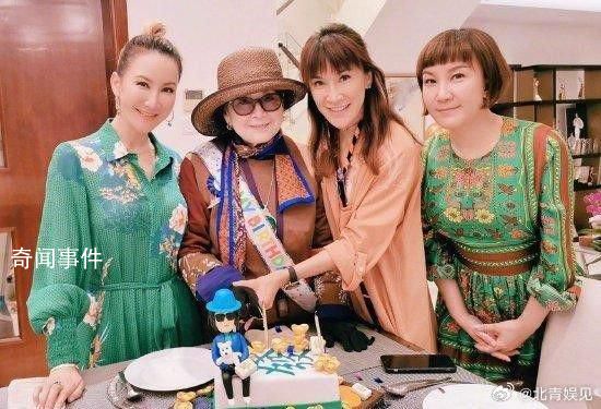 李玟二姐喊話(huà)讓知情人站出來(lái) 知情人士是誰(shuí)呀