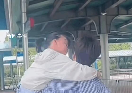 韓安冉吐槽環球影城3小時花8000 網友發聲質疑：有點過分