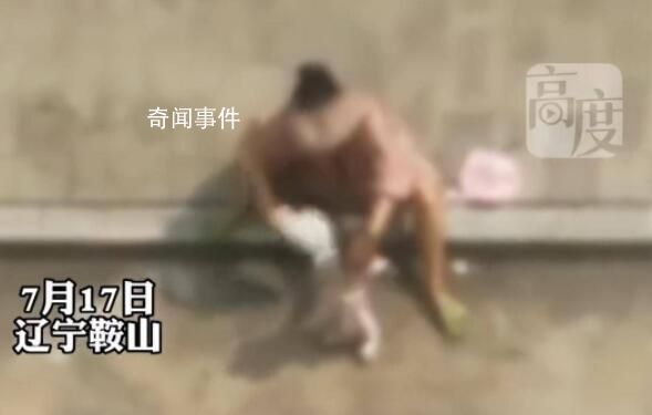 女子烈日下猛抽孩子耳光 目前派出所正在處理