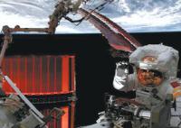 15年了景海鵬終于實現太空漫步 出艙活動圓滿成功