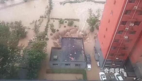 涿州地庫塌陷小區7人被直升機救出 洪水倒灌居民被困