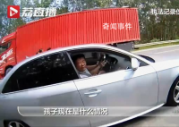 男孩點4盤蚊香睡覺中毒 家人在送醫途中向路面執勤交警求助