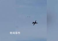 美國航展一戰機墜毀 飛行員彈射逃生