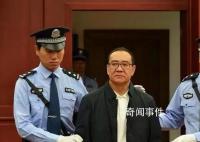 受賄百套房醫院院長庭審畫面曝光 王天朝個人資料簡介