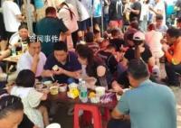 合肥“10元吃35個菜”攤主暫時關門