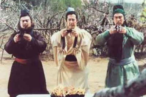 古代人怎么結(jié)拜的 古代結(jié)拜為什么要喝血酒燒三把半香