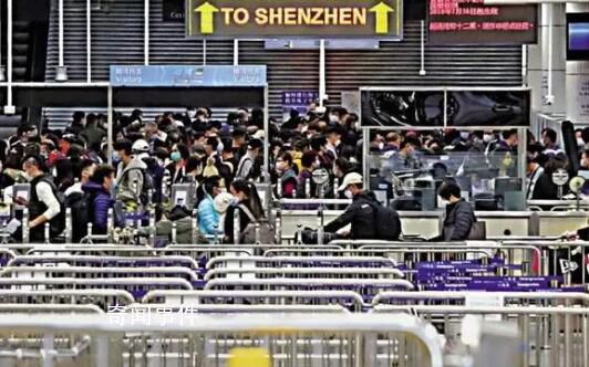 一個(gè)暑假跑900萬次 香港人擠爆深圳