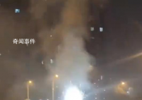 欺行霸市團伙被端 商戶放煙花慶祝