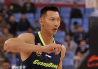 易建聯退役第二天上任新職 姚明新決定獲支持