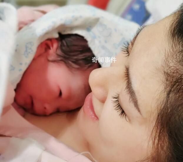 Selina宣布得子 母子溫馨同框畫面有愛十足