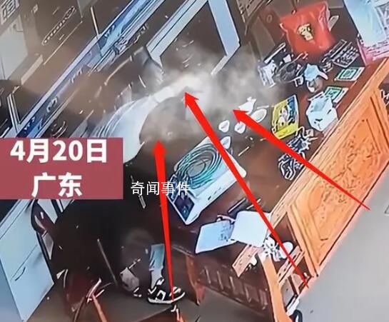 網(wǎng)曝廣東一女子被家暴致精神錯亂 孩子目睹了這一切