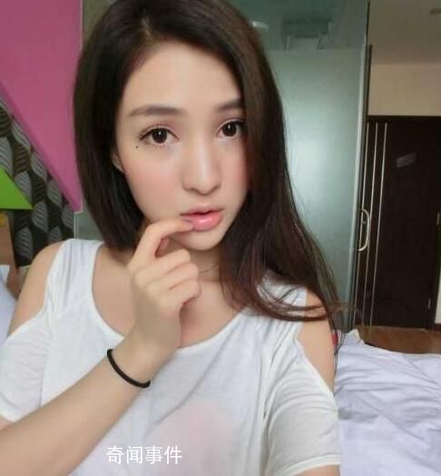 “炫富網紅”郭美美已出獄 其母親出面開豪車迎接