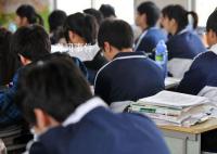 初中生投毒致多人不適 疑家長道歉