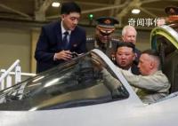 金正恩參觀俄飛機制造廠