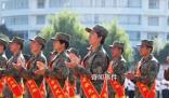張桂梅送別入伍新兵 令無數人為之動容