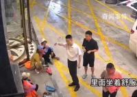 酒店人員邀請環衛工們進屋避雨 舉手之勞她們應該被尊重