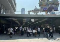 今天是iPhone15系列發售日 蘋果華為角逐高端市場