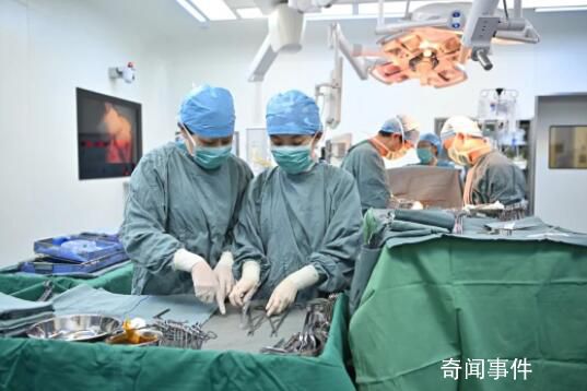 多地醫生降薪 有人績效獎金減半